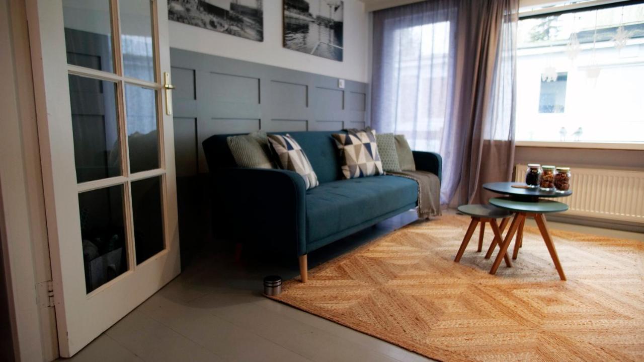 Houseboat Apartment With Water Terrace, Free Parking, Free Bikes & Fast Wifi Amsterdam Luaran gambar